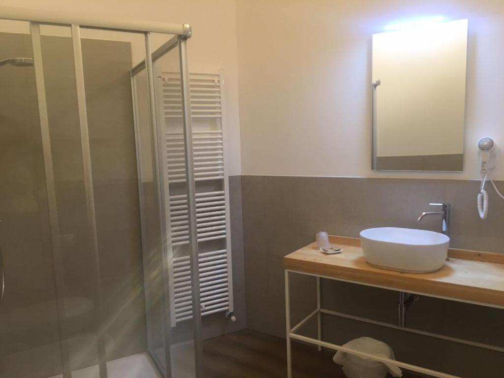 Albergo Croce D'Aune Pedavena Buitenkant foto